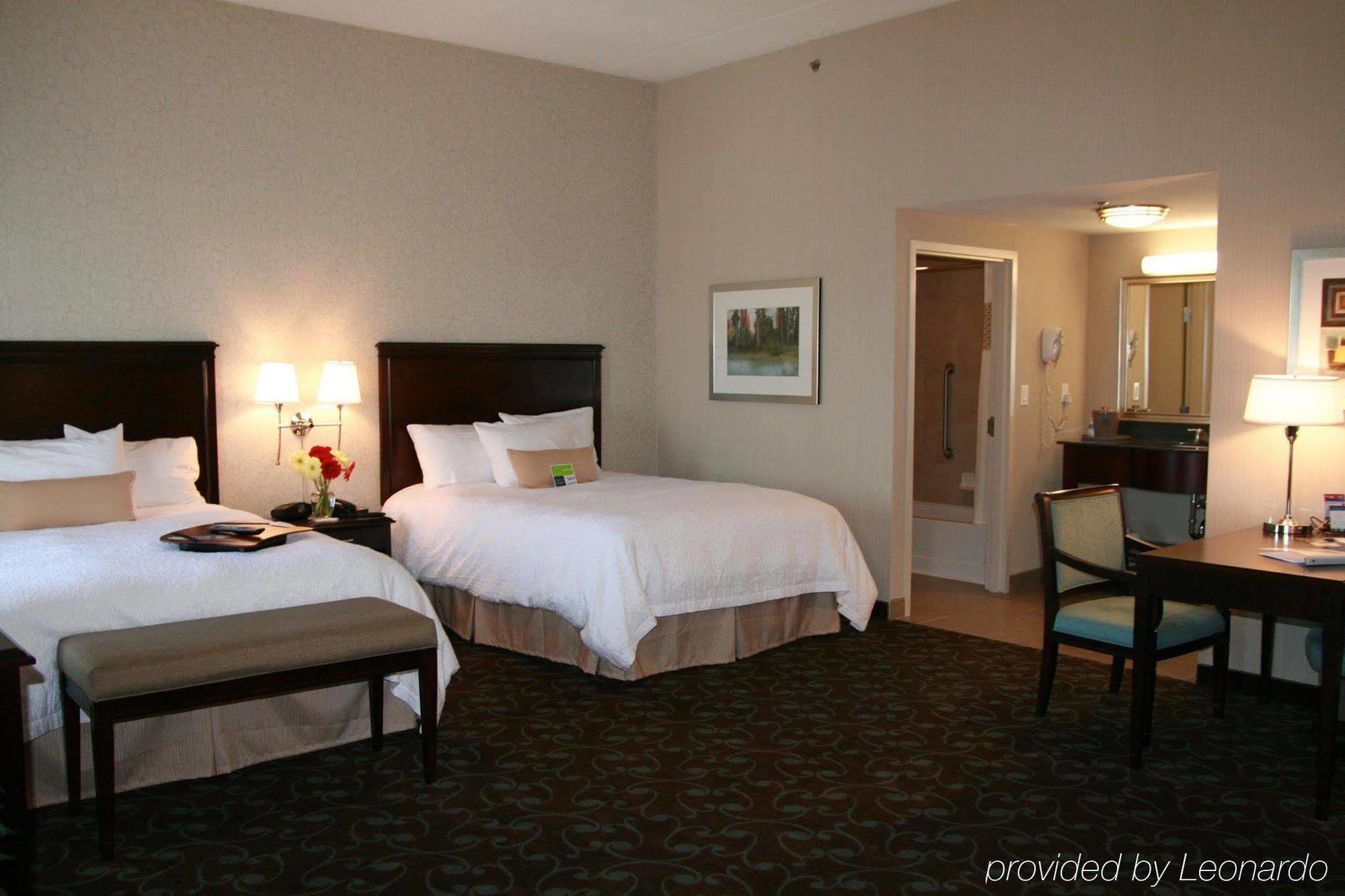 Hampton Inn & Suites By Hilton Беррі Номер фото