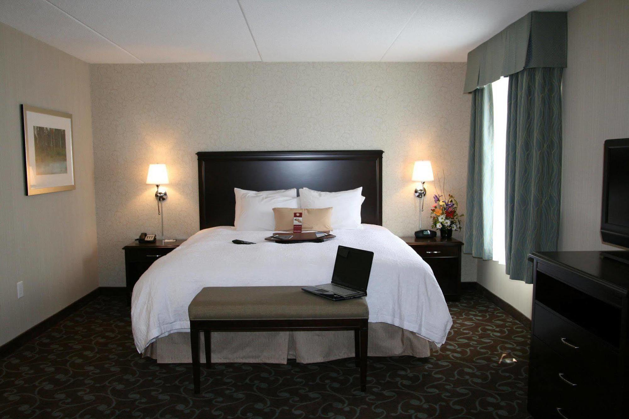 Hampton Inn & Suites By Hilton Беррі Екстер'єр фото